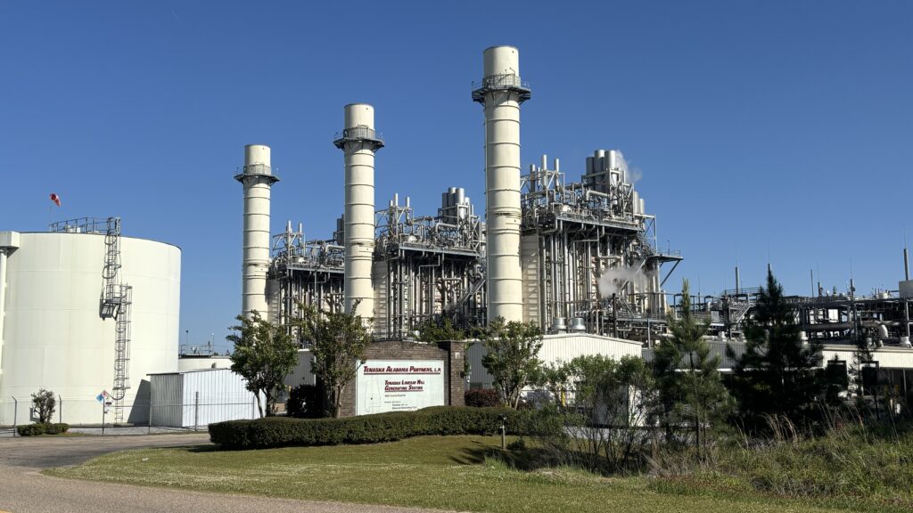 Alabama Power got approval to purchase the 895-megawatt Lindsay Hill Generating Station near Billingsley, Ala. for $622 million earlier this year. Credit: Dennis Pillion/Inside Climate News