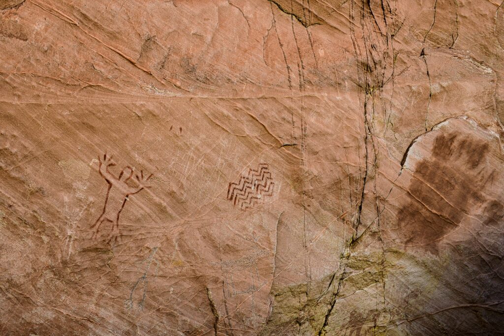 Pictografias em Catstair Canyon no Monumento Nacional Grand Staircase-Escalante. Crédito: (c) Tim Peterson