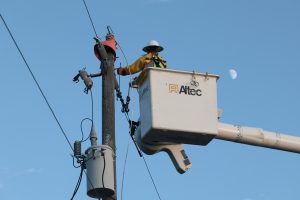 A utility worker with Florida Power & Light services a transformer in Punta Gorda, Fla., on Oct. 12, 2024. Credit: Thomas O