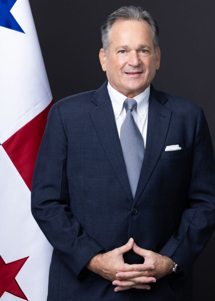 Juan Carlos Navarro, ministro do Meio Ambiente do Panamá.