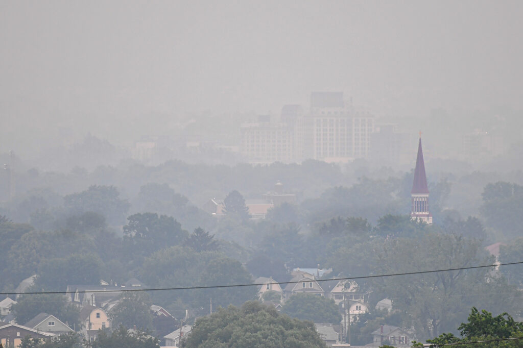 Smoke from Canadian wildfires shrouds the sky in Pringle, Pa., on June 6, 2023. Credit: Aimee Dilger/SOPA Images/LightRocket via Getty Images
