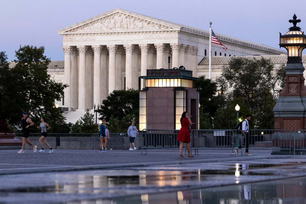 Bills to protect the fossil fuel industry come in as the U.S. Supreme Court is three weeks away from hearing arguments in Suncor Energy v. County Commissioners of Boulder County. Credit: Finn Gomez/Getty Images